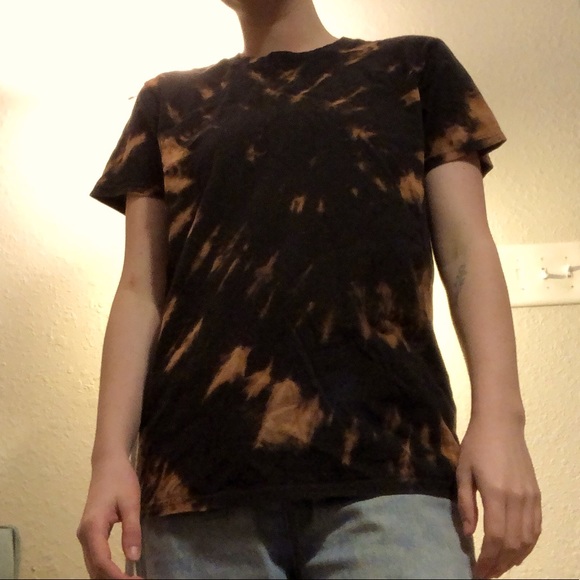 bleach tie dye tshirt - Picture 2 of 2